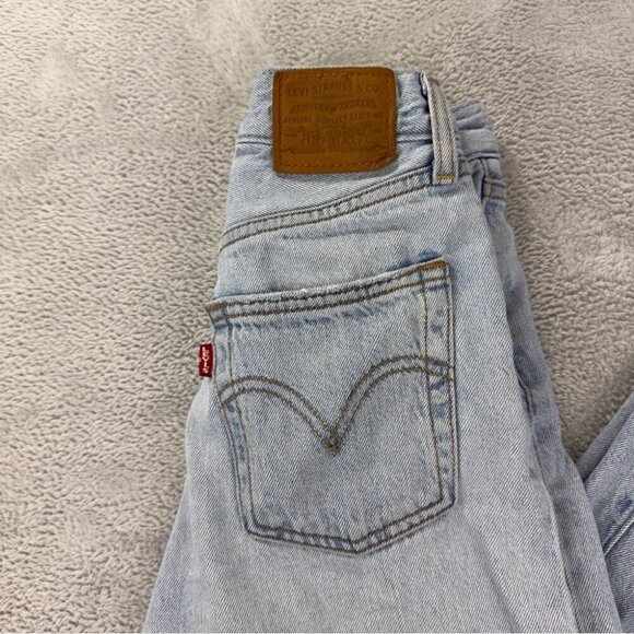 Levi's Jeans Women's Sz 25x25 Ribcage Straight Button Fly Light Blue Flare Denim - Picture 8 of 16